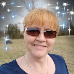 Meet your Posher, Steph